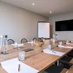 Boulevard Hotel 